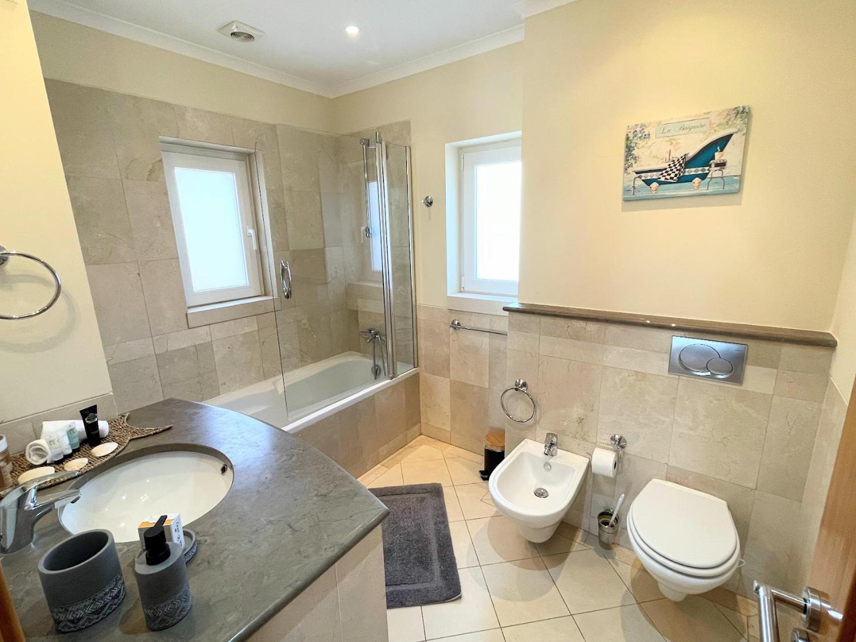 Penthouse Victoria Apartment Виламура Екстериор снимка
