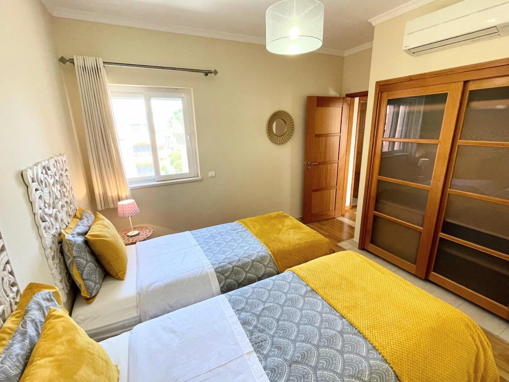 Penthouse Victoria Apartment Виламура Екстериор снимка
